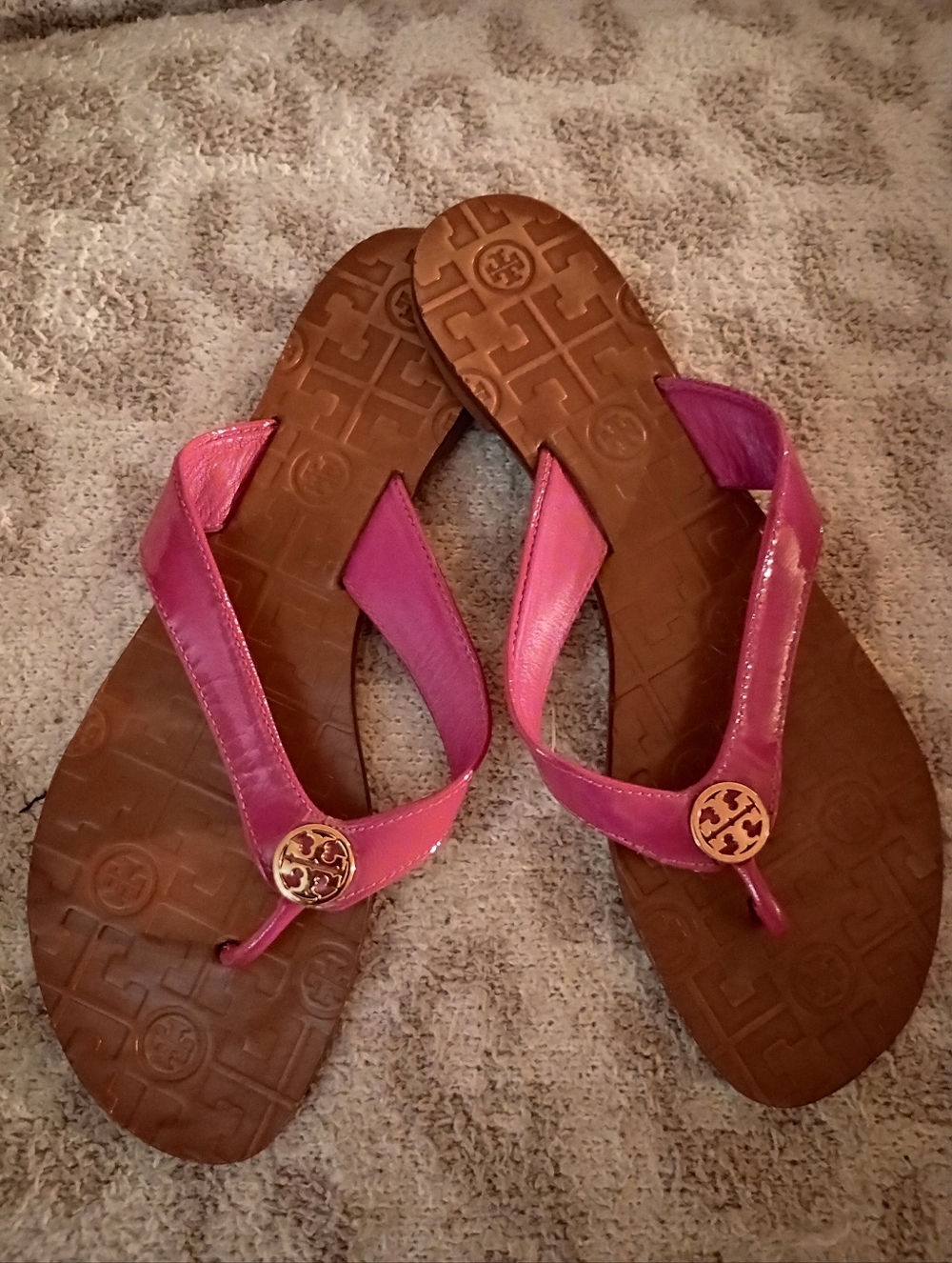 Tory Burch Thora Fuchsia Pink Leather Thong Sandals